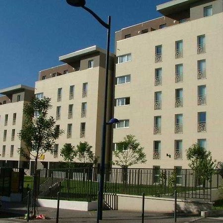 Appart'City Pontoise Cergy-Le-Haut Exterior foto